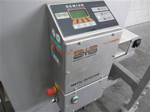 S+S Sesotec Unicon-W metaaldetector met bandtransporteur