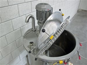 150 liter rvs tank met stuwstraalmenger