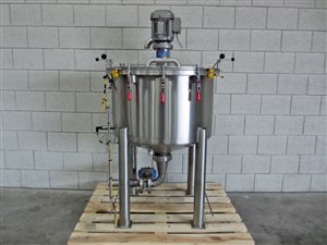 150 liter rvs tank met stuwstraalmenger