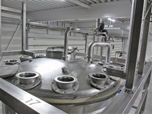 2500 liter wegende silo met 2000 liter buffersilo