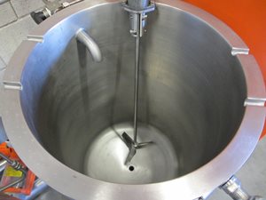 Vloeistoffen-doseerstation (6x doseerpomp met voorraadtank)