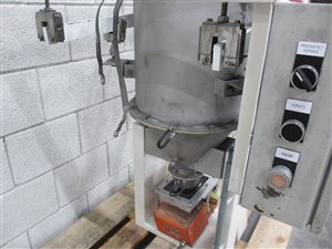 ARBO KDA-DV/35 gravimetrische trilgoot doseerder